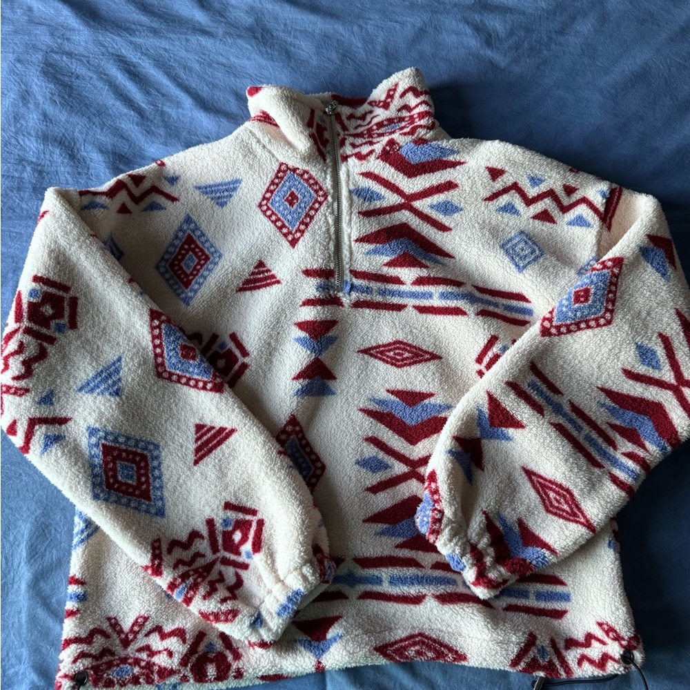 Women's Ivory Aztec Quarter-Zip Fleece Pullover - Red & Blue Pattern
